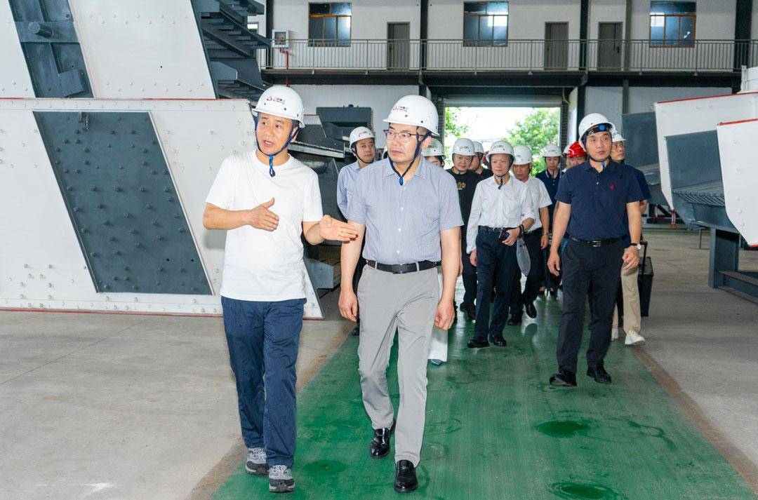 热烈欢迎重庆市渝北区工商联一行莅临我司参观考察