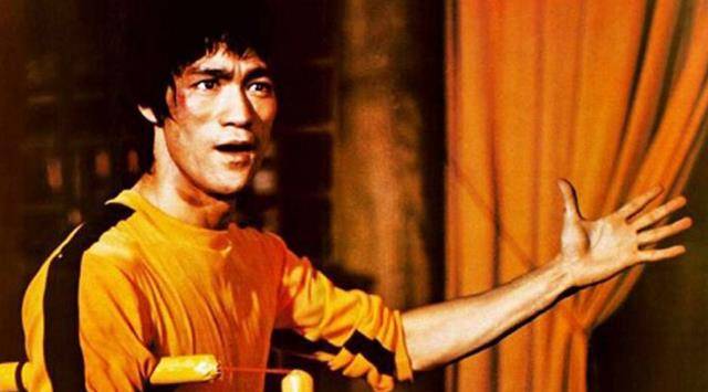 李小龙的死亡之谜!当年究竟发生了什么?42年后丁佩说出事情原委