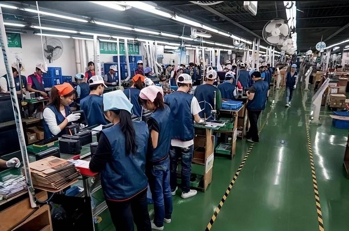 初中毕业去当流水线女工,五年后却成为世界冠军,22岁成人生赢家