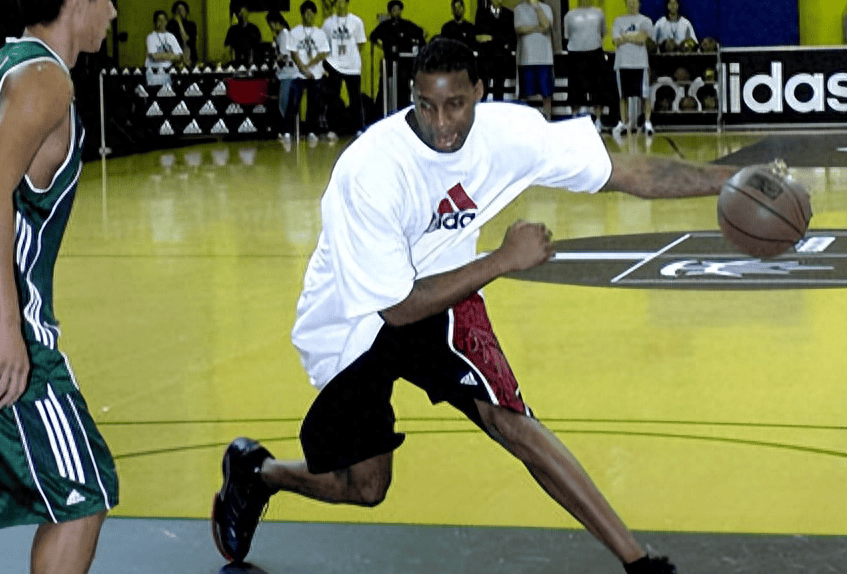 看了麦迪天赋 你才懂何为天赋怪,小腿比少女纤细 手掌媲美乔丹