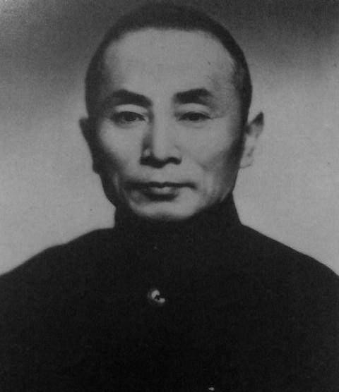 在日本留学期间,他结识了徐锡麟,秋瑾,张静江等大批反清志士,并加入
