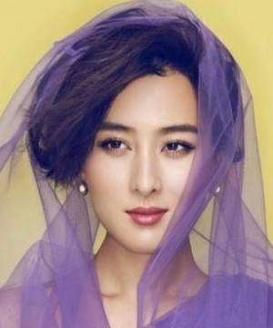 41岁马苏"真人"长啥样?离开了美颜滤镜,网友:顶多算个村花