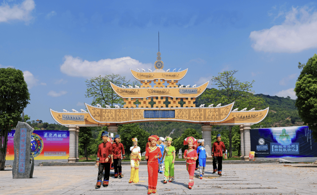 通过以上这些方法和策略,智慧票务管理系统可以帮助旅游景区进行优化