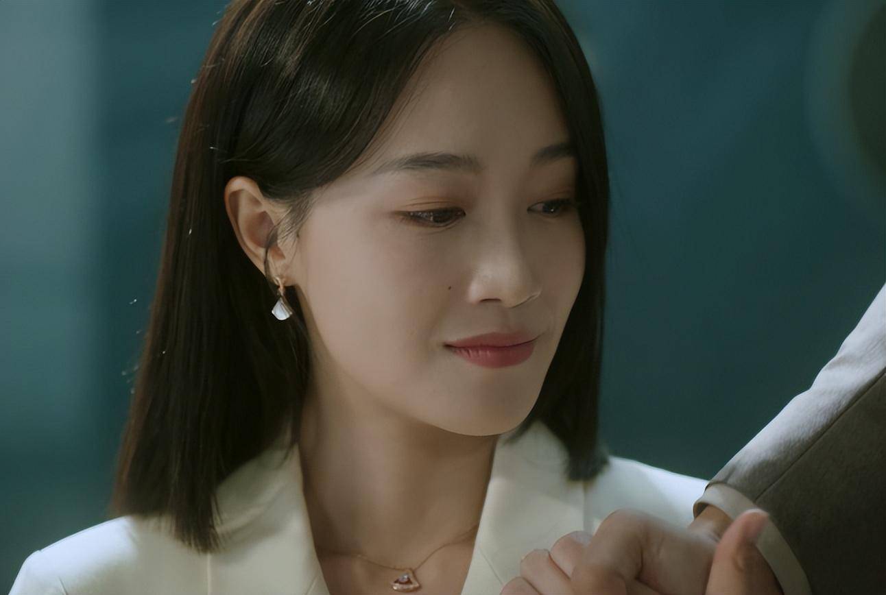 《错位》出圈理由:马伊琍的演技,蓝盈莹的脸,佟大为的衣品