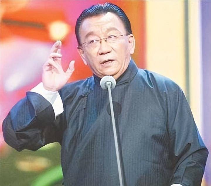 侯耀华首次直播语出惊人:我不认识侯震!