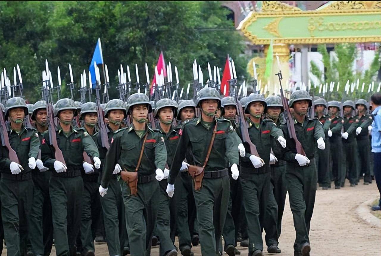 缅200士兵机降救援606营,打爆直升机,新型围点打援或上演_缅甸_缅军