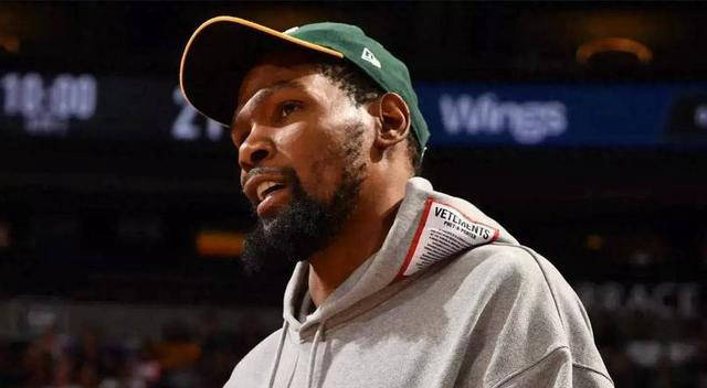 杜兰特盛赞詹姆斯:他是nba历史最佳,并承诺为布朗尼特训30天