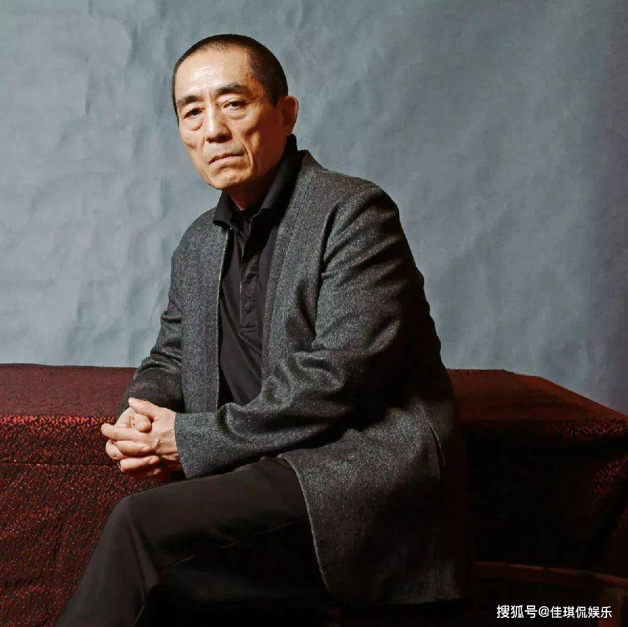 事实证明,狐狸老了才是"老狐狸",73岁的张艺谋"心眼"太多