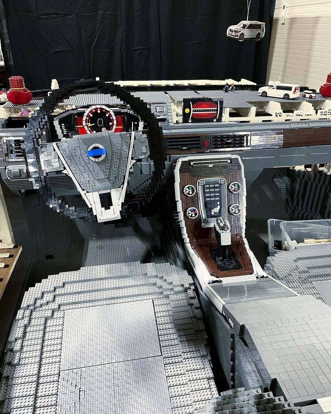 用乐高拼出一辆真能开动的沃尔沃是种什么体验?