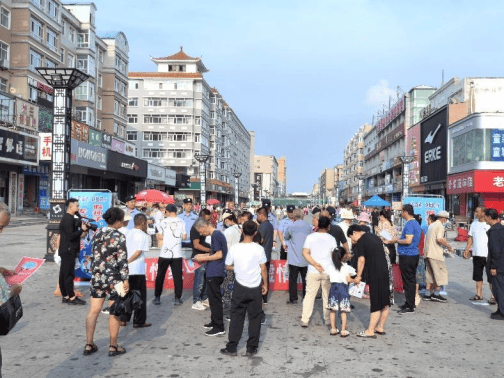 黑龙江省巴彦县公安局开展"警惕诈骗新手法 不做电诈工具人"主题宣传