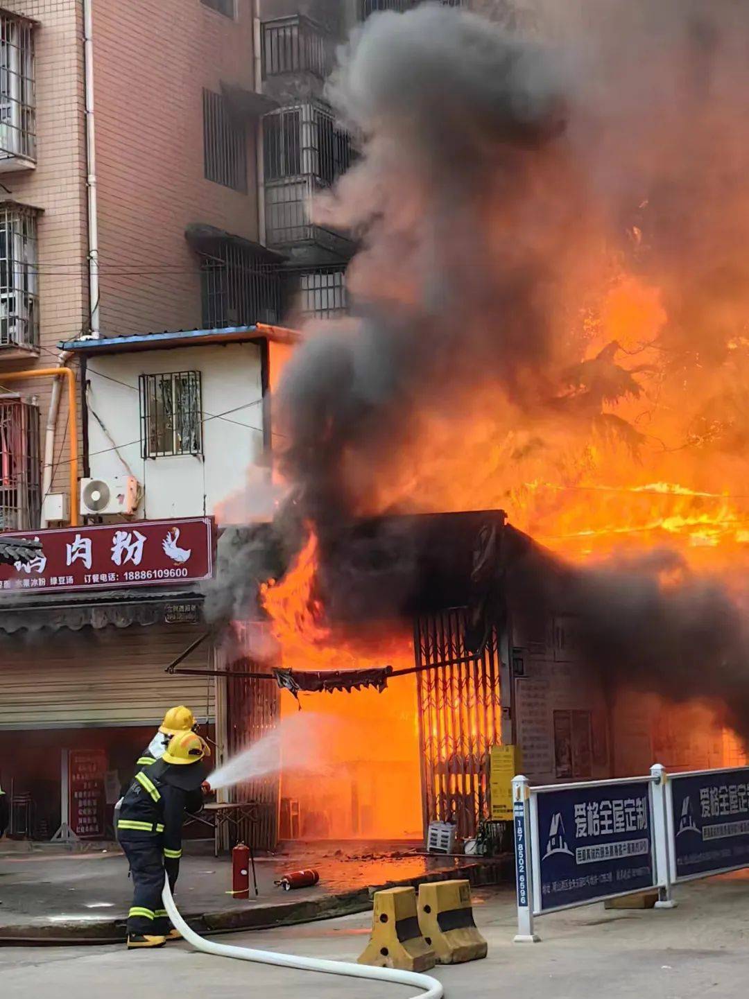 贵阳一早餐店电气线路故障发生大火,装电气火灾超前预警防患未然!