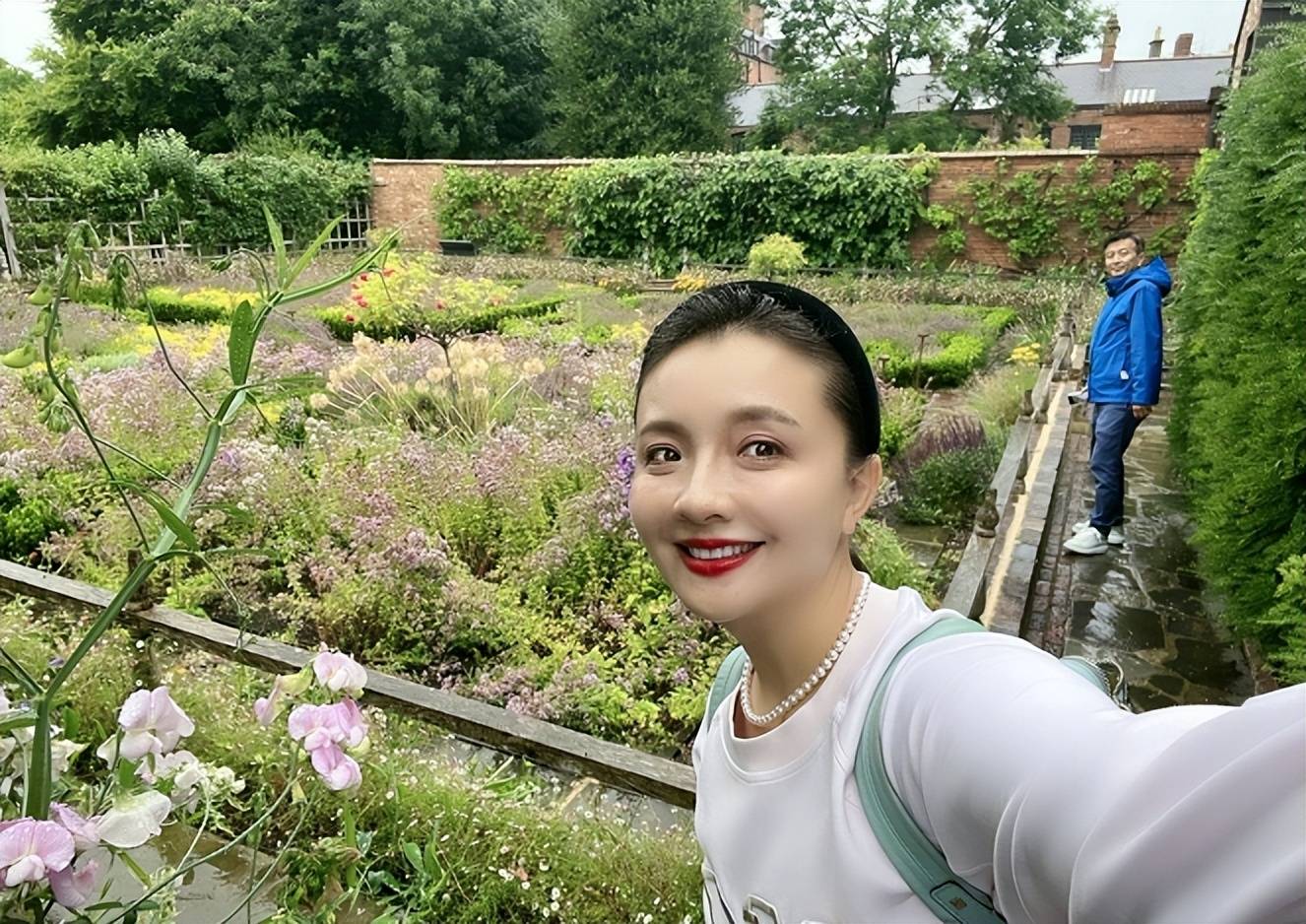 孙茜:利用暑假,赴英国斯特拉福德莎士比亚故居进行现场"研学"