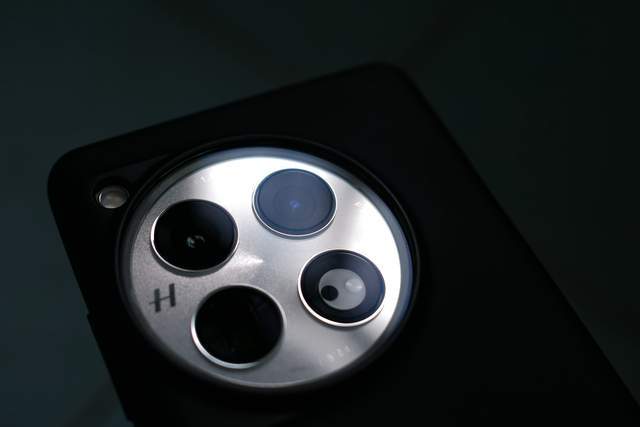 毕业季旅拍的记录:一加12影像深度体验,看看什么是哈苏味