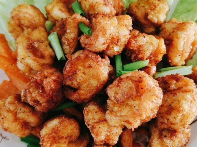 香气四溢,椒盐虾球,诱人美味!