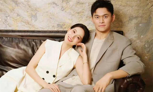 张雨霏：43次药检与美国破纪录选手0药检对比引发争议-张雨霏80分钟内斩获两块金牌