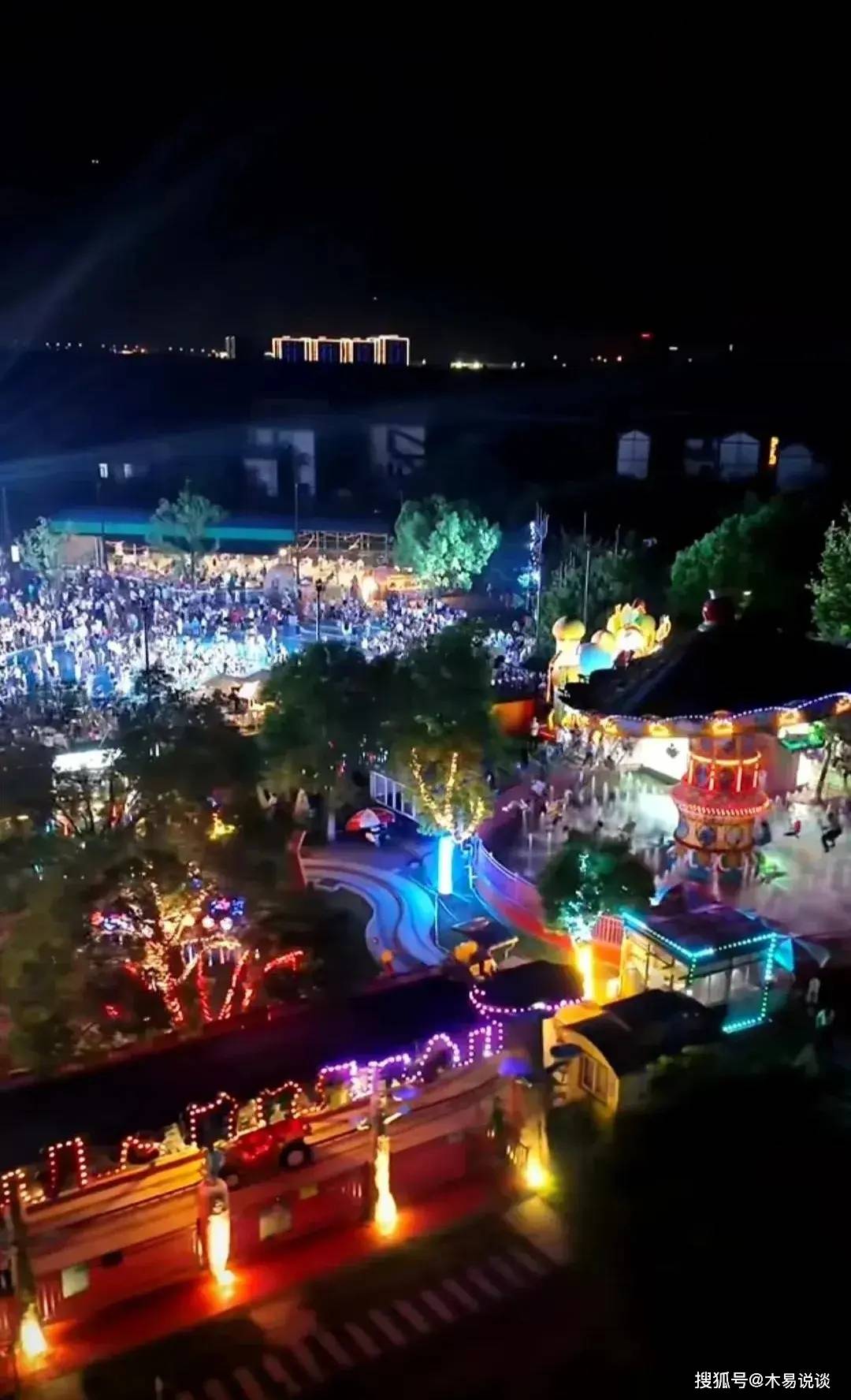 原创            郭有才武汉办演出，场面堪比巨星演唱会，现场人山人海-郭有源简历