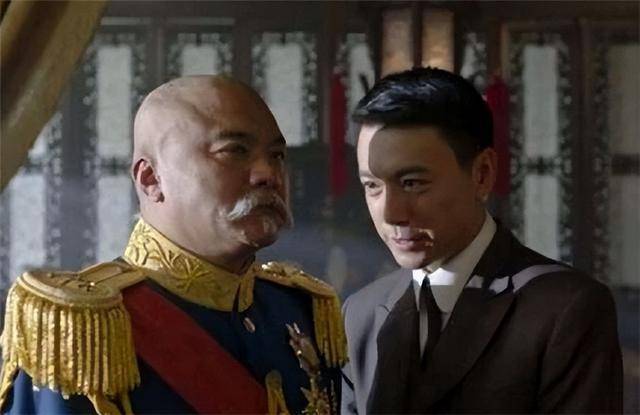 袁世凯生活有多奢侈?下人透露:一日吃10顿大补之物,走路像鸭子