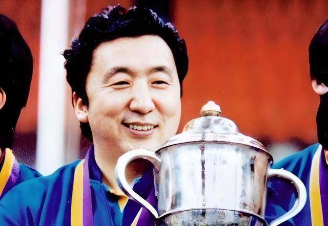 运动员年龄造假:历史回顾与许绍发及福原爱母亲的观点