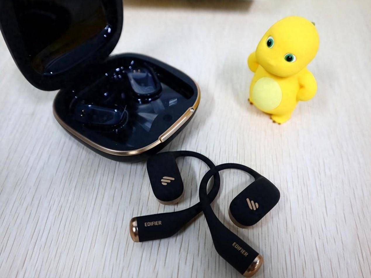 怎么选择开放式耳机好?2024五款市场热门款式推荐!