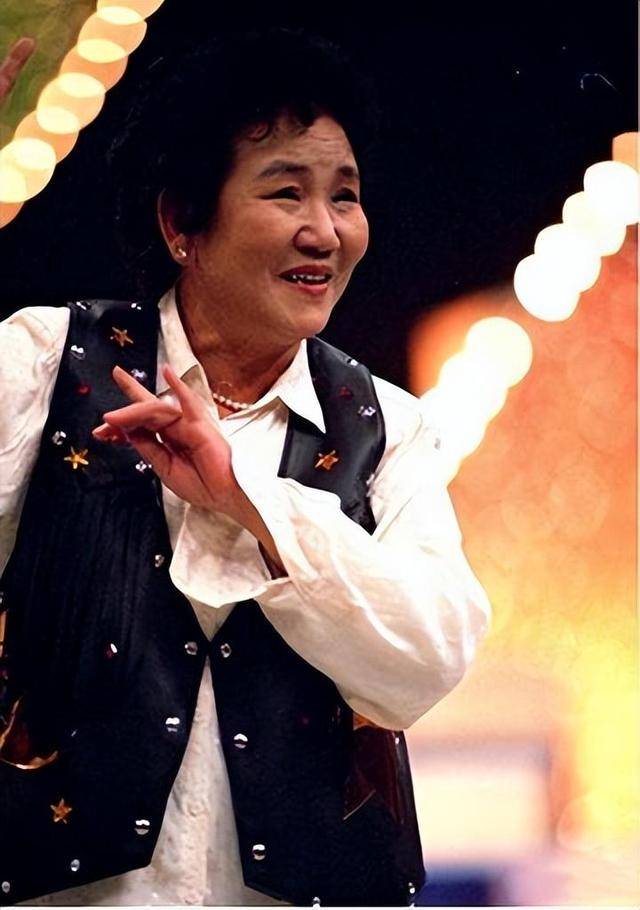 纪实赵丽蓉丈夫死后嫁小叔子,再婚后丧夫丧女,一句遗言让人心疼