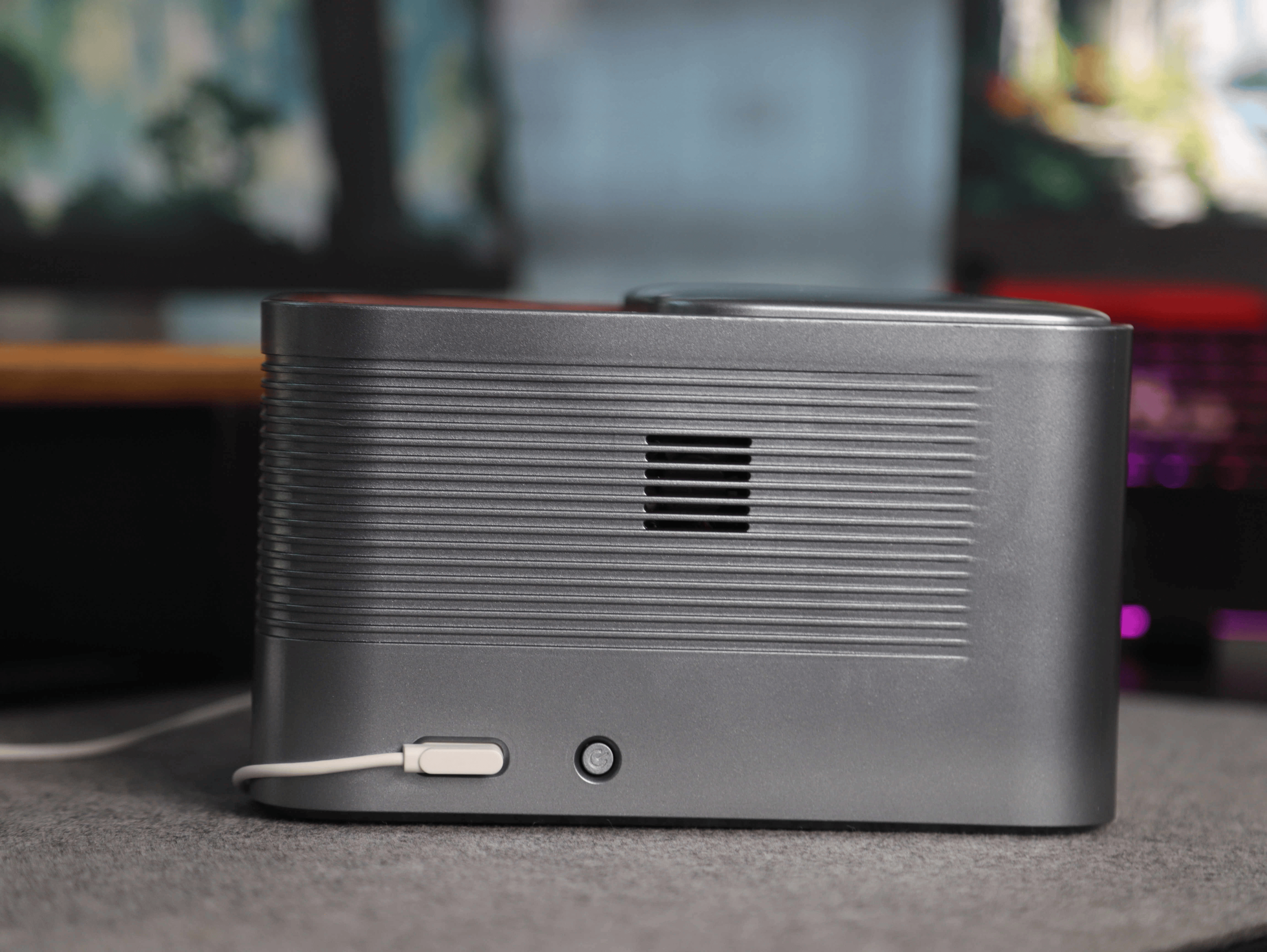 浦尔乐智能烟灰缸：科技赋能，重塑室内空气新标准