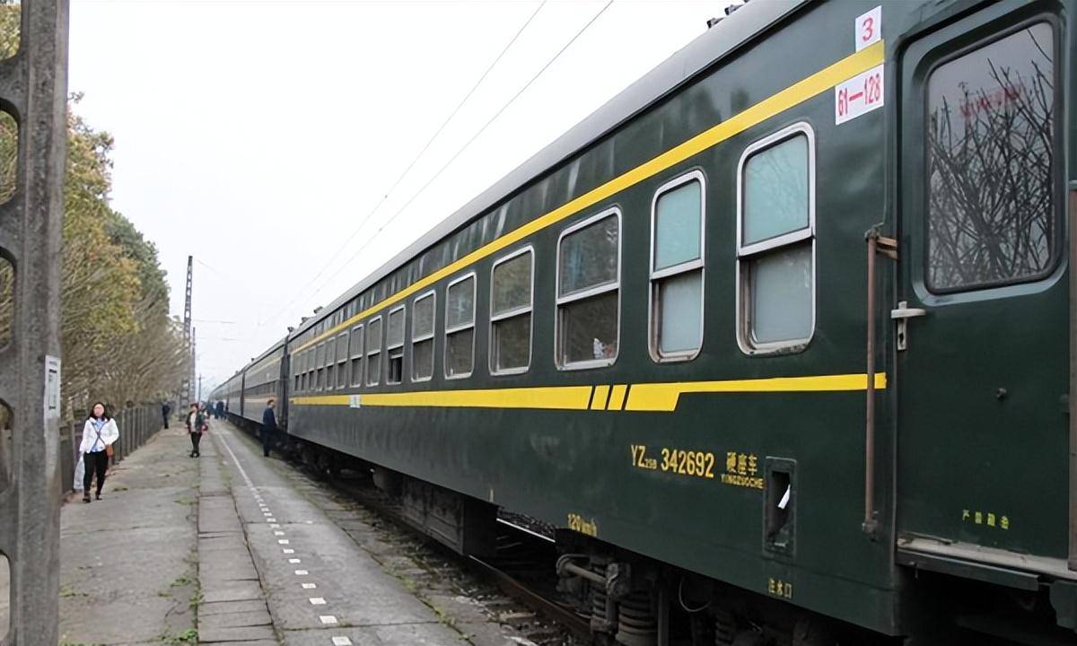 为什么高铁以前禁止夜行,而火车却可以?