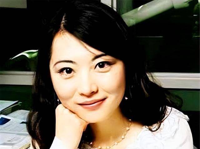 回顾河南状元何碧玉,14岁750分上清华,赴美留学后至今不愿回国