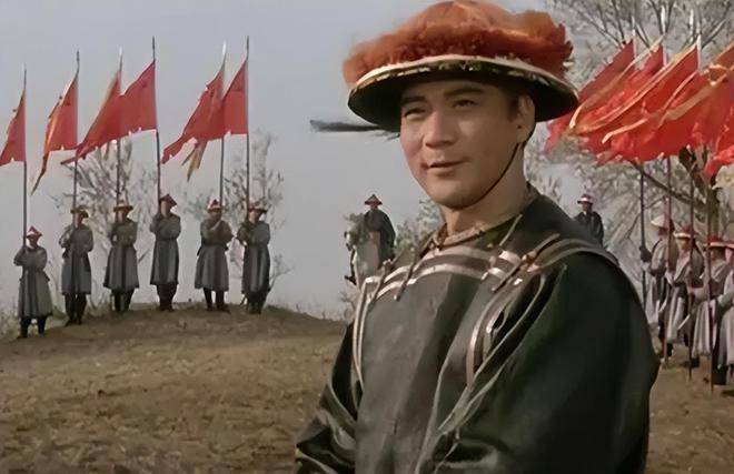 徐少强:5个孩3个妈,骗雪梨生子娶小30岁娇妻,74岁的他怎能退休