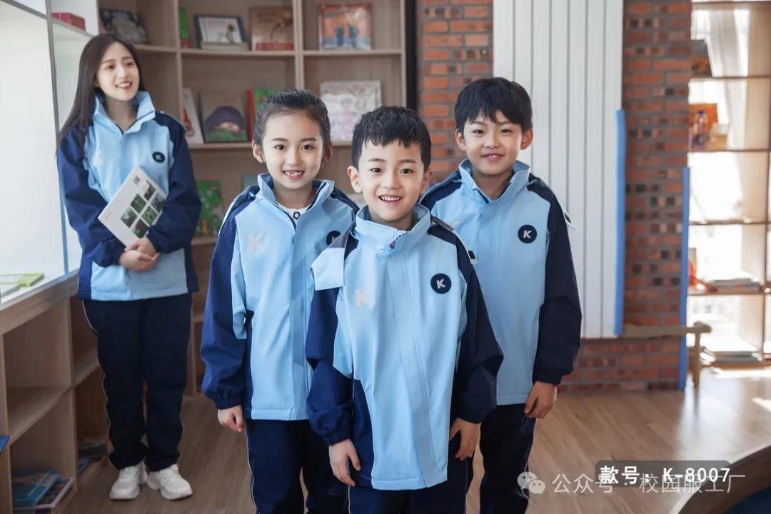 校服工厂满足个性化定制的市场需求