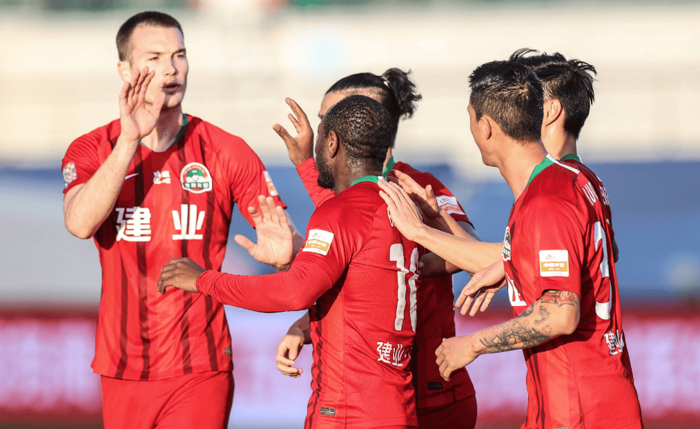 相中世界级进攻核心,都称呼他是亚洲版梅西_河南建业队_黄紫昌_球员