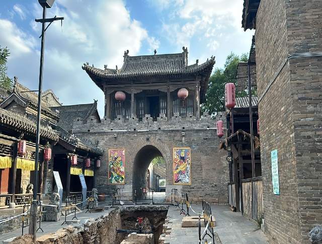 王喜庆研究员受邀担任太原青龙古镇首席文旅顾问_餐饮_街区_先生