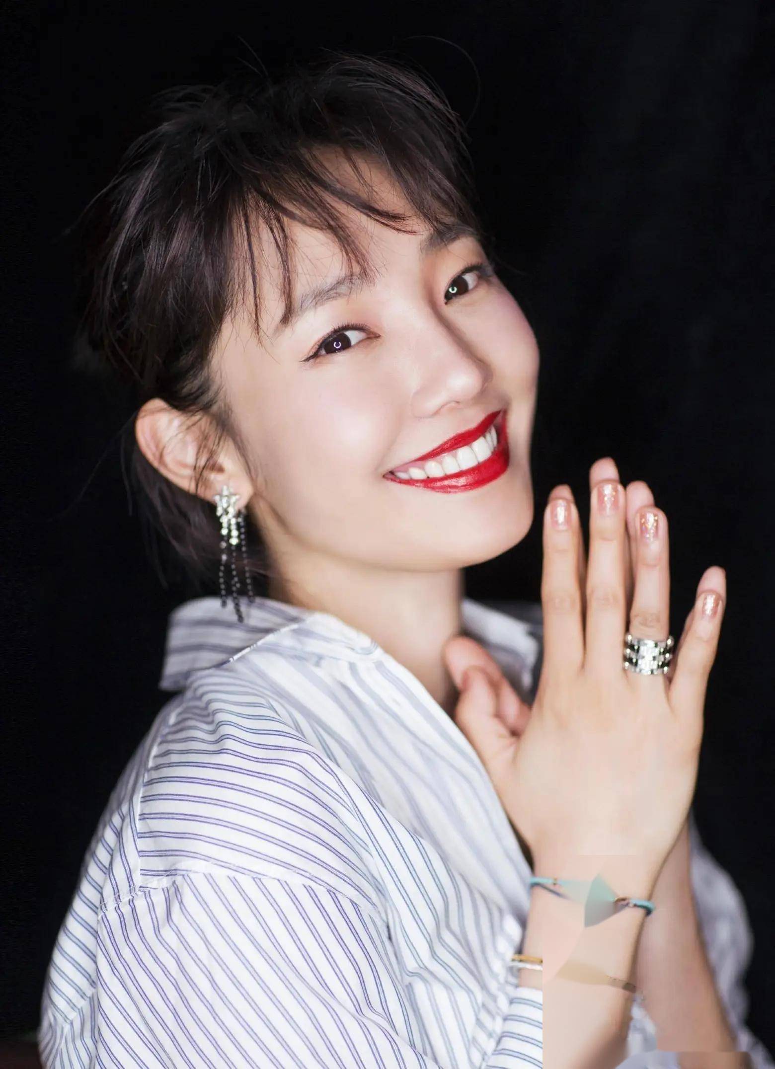 白百何这身材,竟然这么饱满性感!看女神的完美魅力