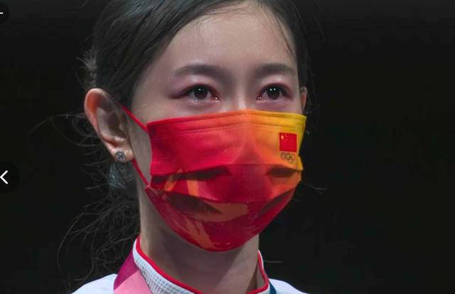 中国女子重剑奥运冠军孙一文器材遭质疑,巴黎奥委会遭到指责!