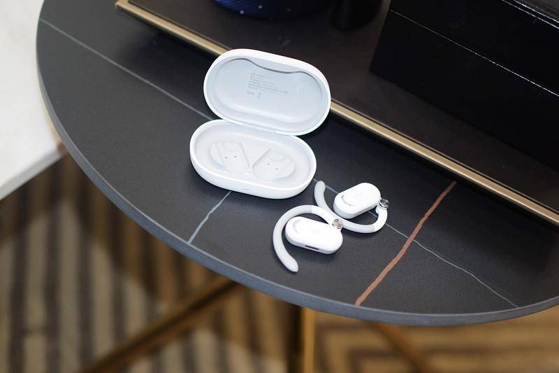 想要一款音质出色的开放式耳机？来试试虹觅HOLME Fit2吧