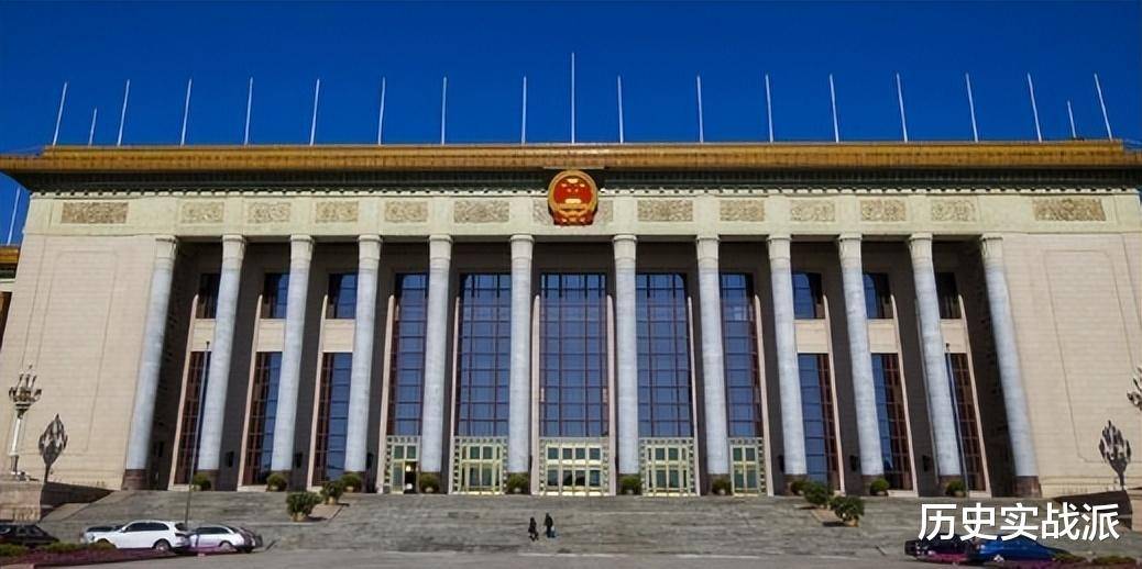 人民大会堂服务员四年换一次,却没有北京人,领导透露