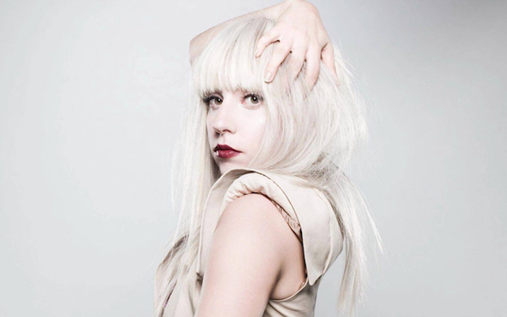 竟在奥运赛场让法国总理都见证了这甜蜜一幕!