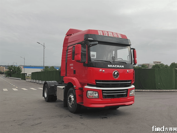 解放鹰途危险品运输车型 东风龙擎燃气车新品 _第385批牵引车公告 新能源牵引车市场分析 _最新款北奔重卡牵引车