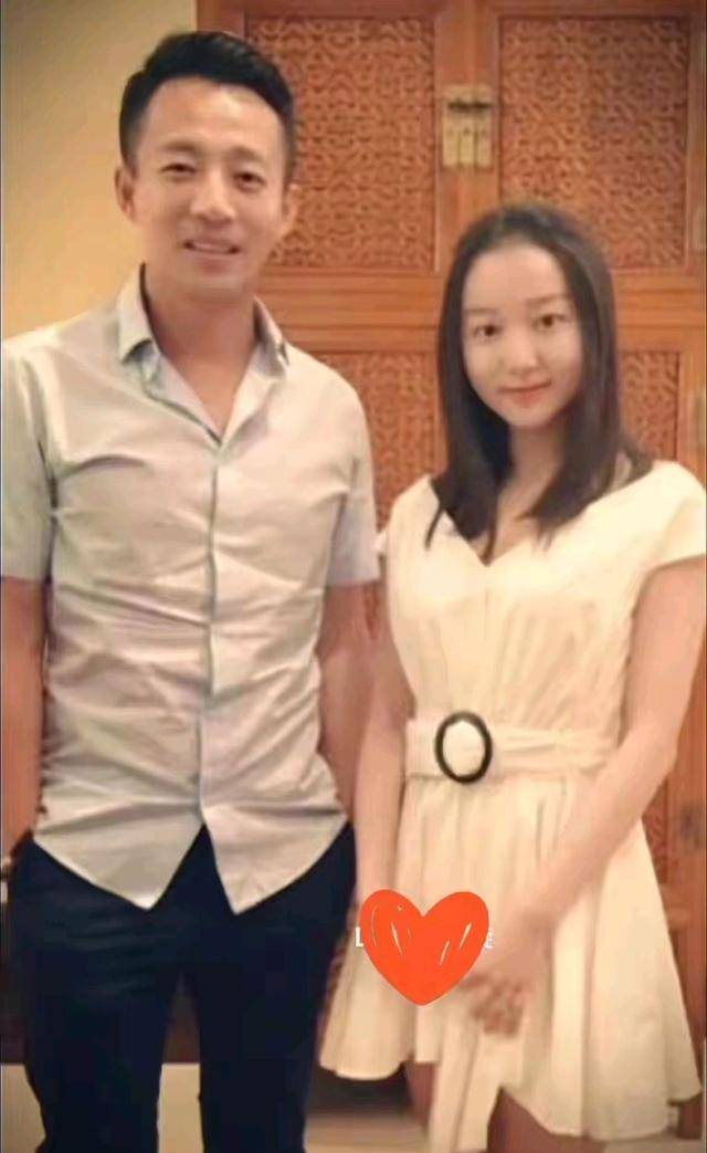 "莎头"组合奥运夺金,马龙老婆夏露美貌吸睛,与汪小菲同框引关注