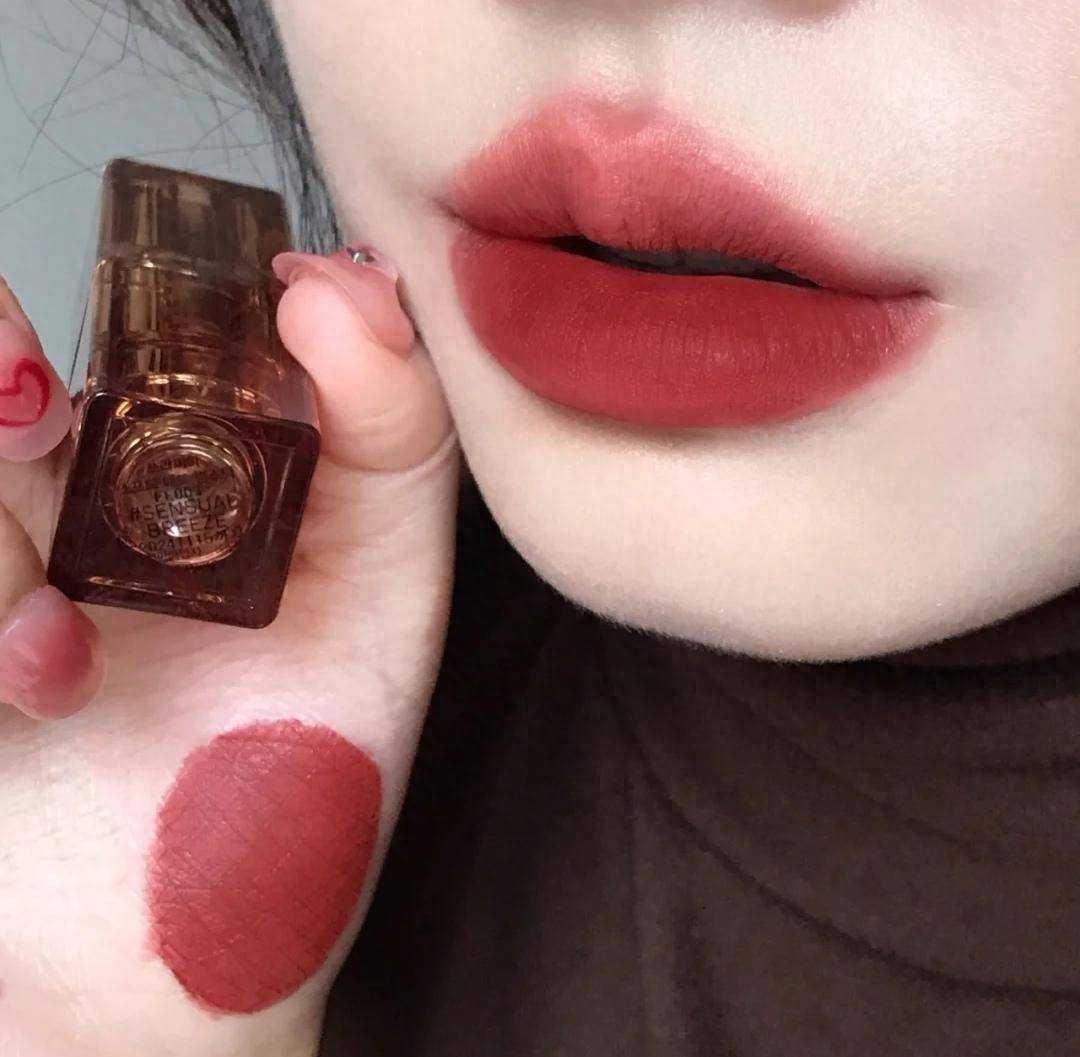 四季必备的气质口红盘点:建议人手一只,超级显白显温柔持久显色!