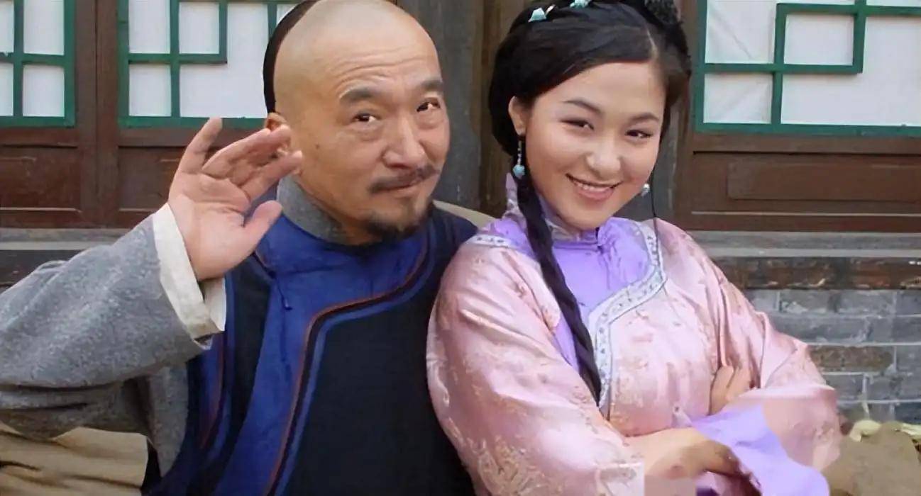 她曾经把李保田迷得神魂颠倒,张国立也难掩喜爱,如今看着却判若两人!