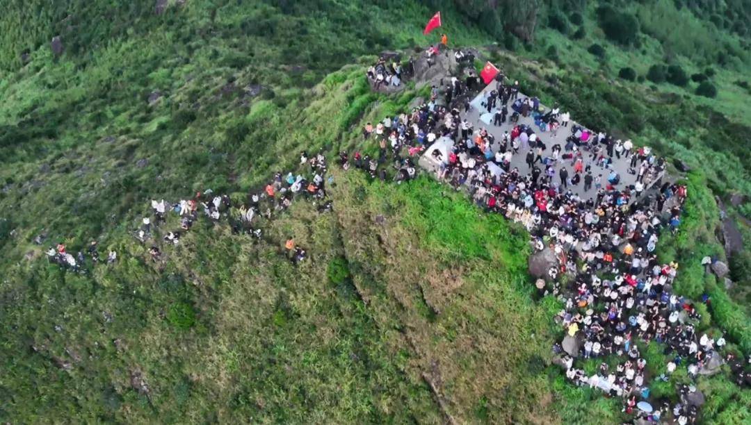 海丰莲花山登山路线图片