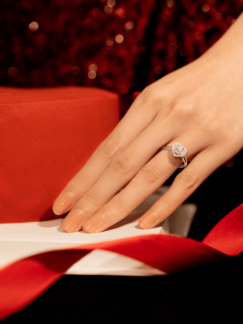 求婚钻戒品牌排行榜,盘点全球十佳求婚钻戒品牌_爱情_珠宝_钻石