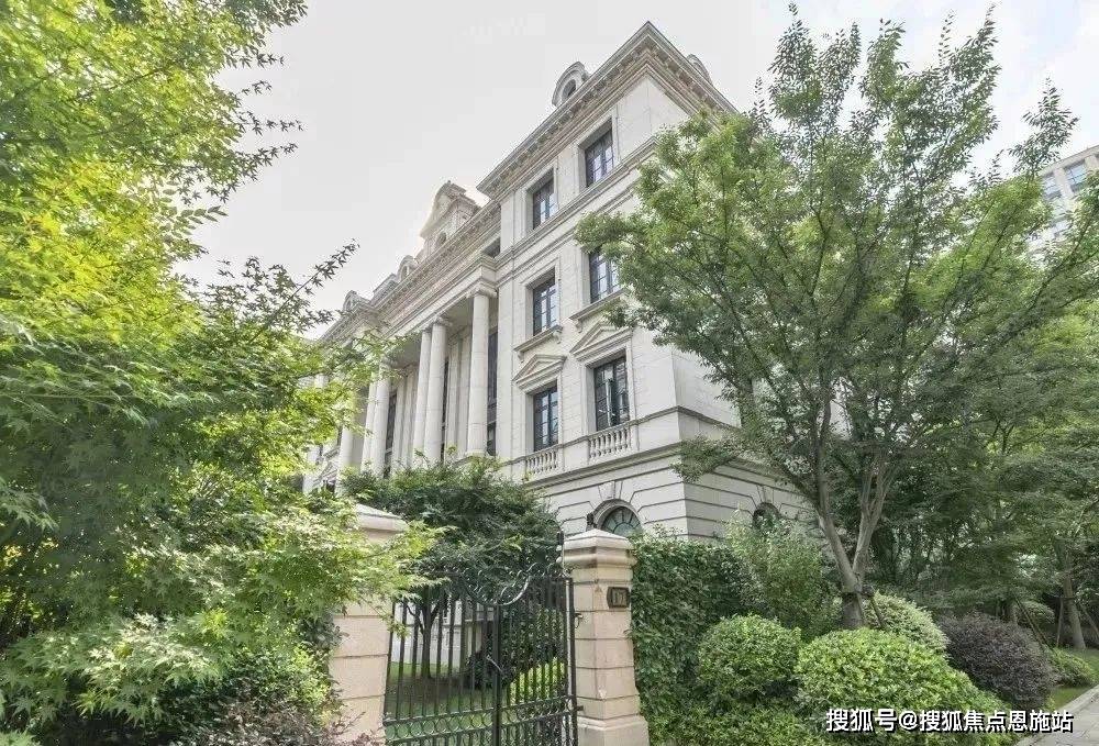 陆家嘴金融街区房价-户型-容积率-小区环2024-08-061547>发布于:>上海