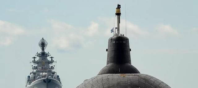 中美俄核潜艇对比:美下潜610米,俄1250米,中国呢?_深度_美国_俄罗斯