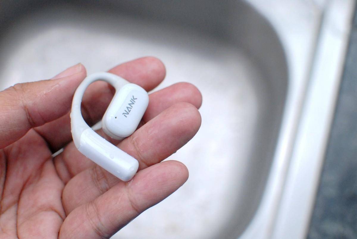 南卡OE CC2气传导耳机:灵动三色,旗舰级体验,重新定义百元耳机