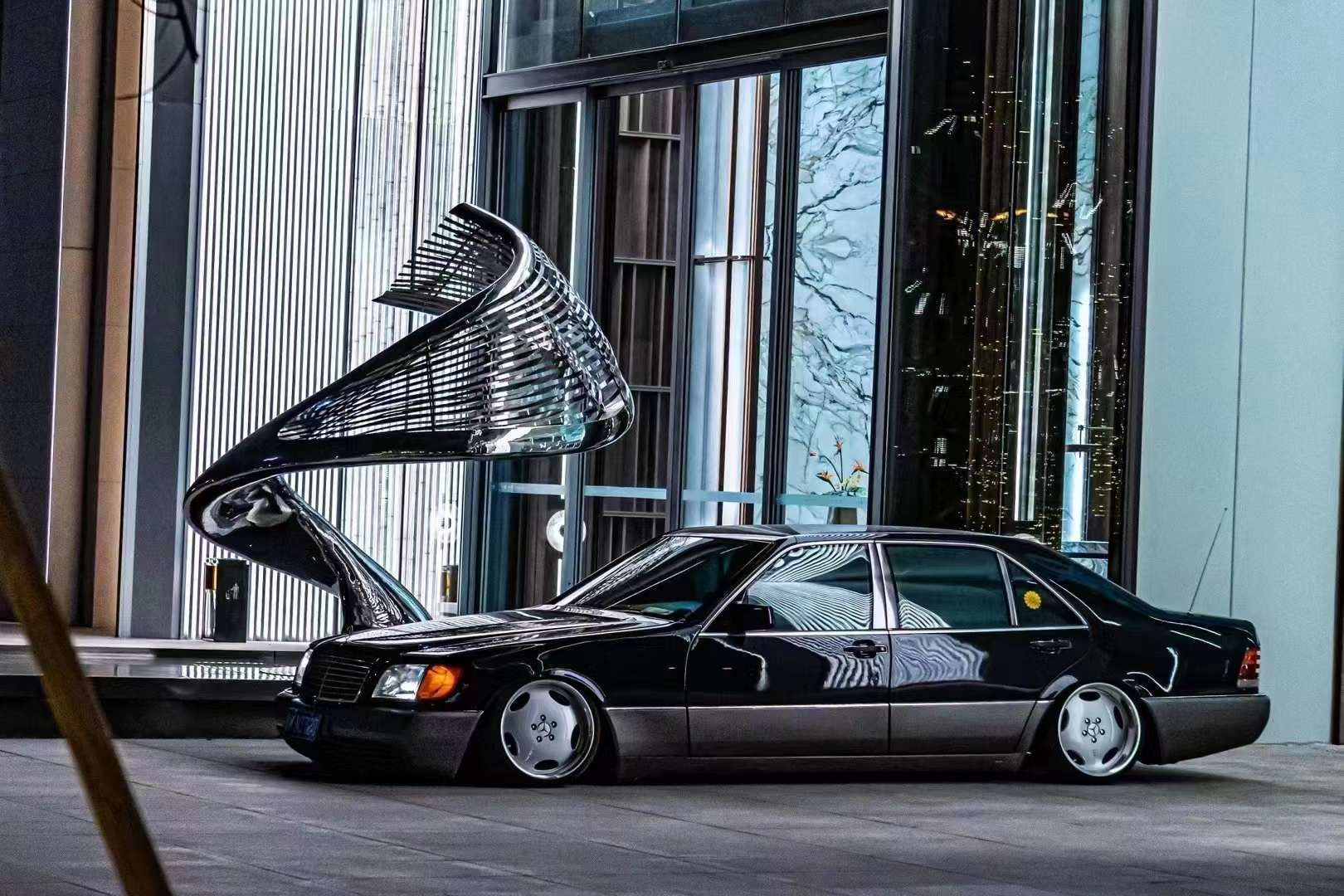 古复姿态 奔驰w140改装airbft气动避震案例