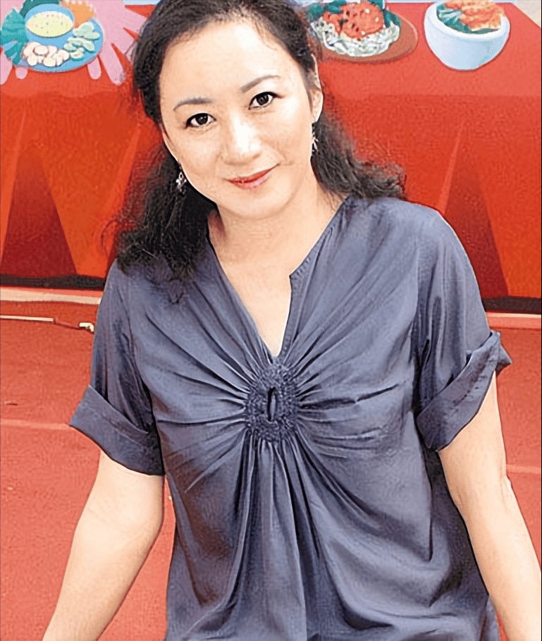 谢宁的人生经历,不仅是一个女性在不同年龄段都能活出精彩的生动例证