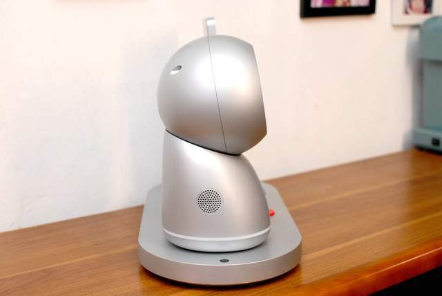 优得护养老陪伴机器人评测:用科技温暖,守护父母每一刻