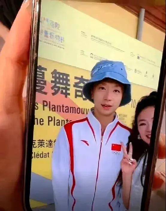 莎莎惊叹澳门大炮，马龙全红婵逛街购物，全红婵被拍太有趣了！