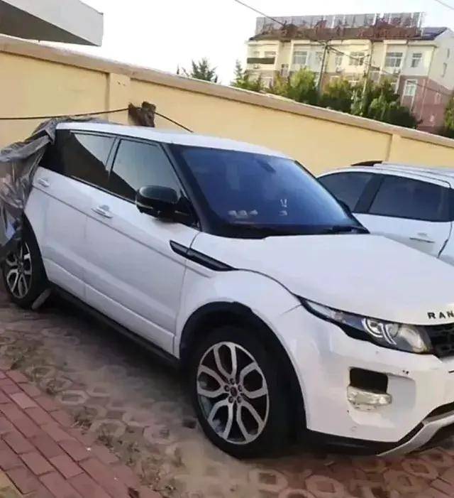 结束了!青岛再无路虎极光鲁bqp800 车辆已经过户 车牌被摘